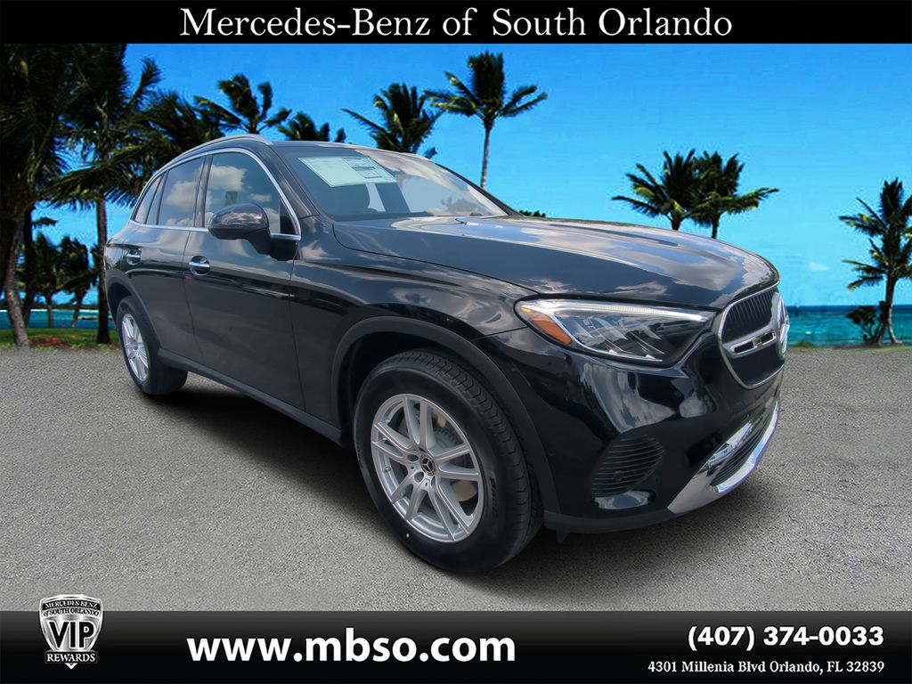 2025 Mercedes-Benz GLC Base's photo