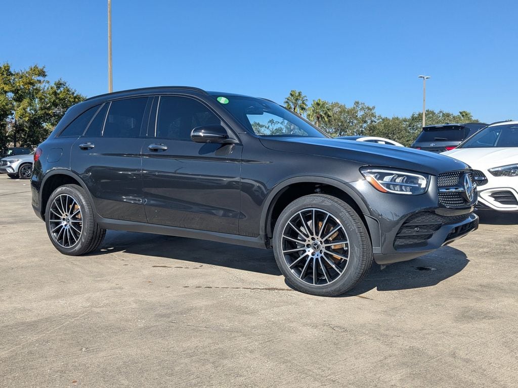 2021 Mercedes-Benz GLC GLC300's photo