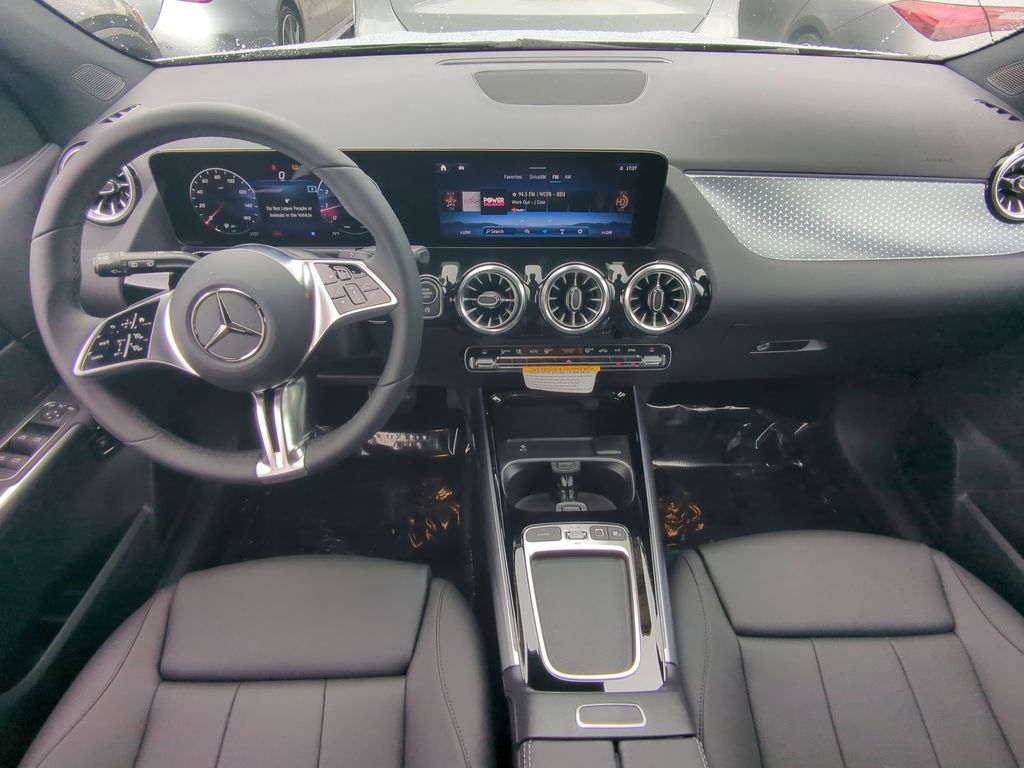 2026 Mercedes Benz GLA 250 photo 2