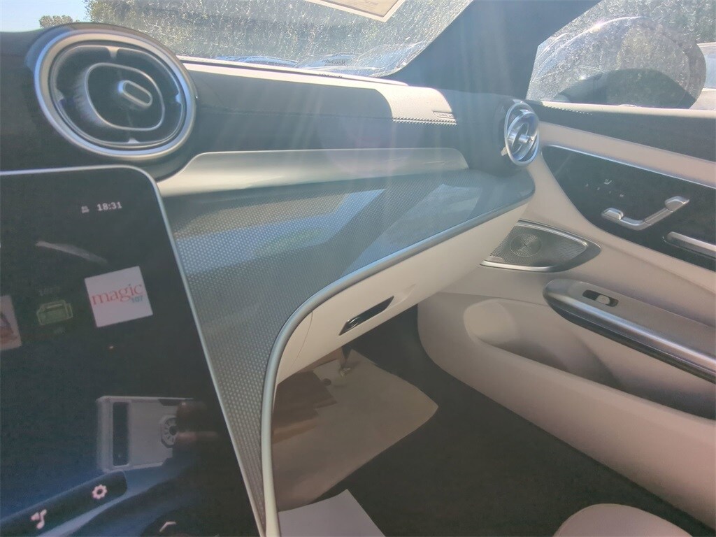 2024 Mercedes Benz CLE 300 photo 4