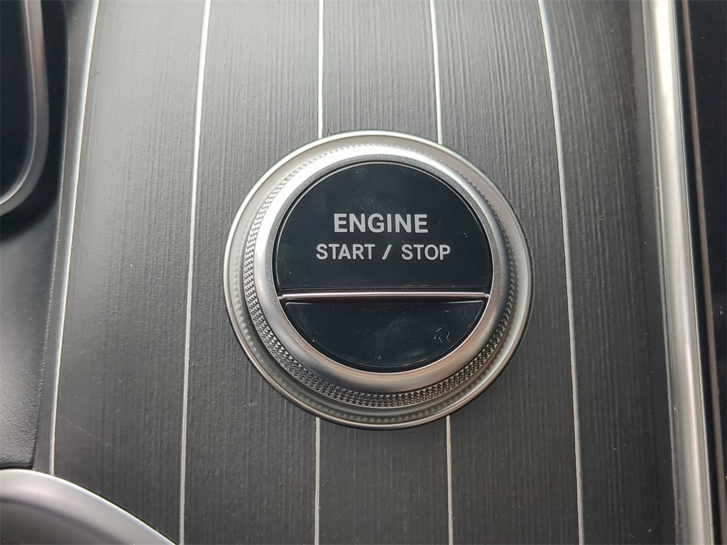 2025 Mercedes-Benz GLC Base - Photo 16