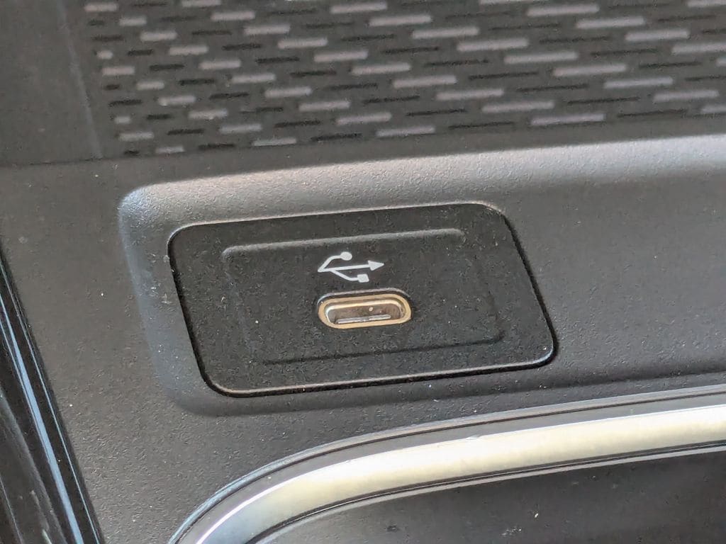 2024 Mercedes-Benz GLB Base - Photo 8