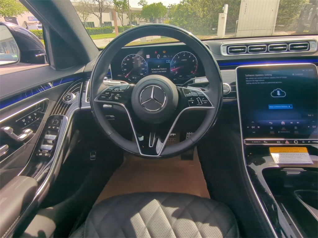 2025 Mercedes Benz S 450 580 photo 3