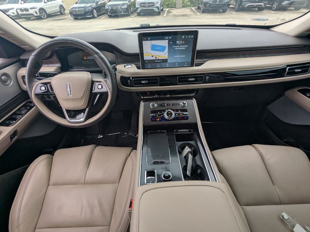 5LM5J7XC8NGL14532