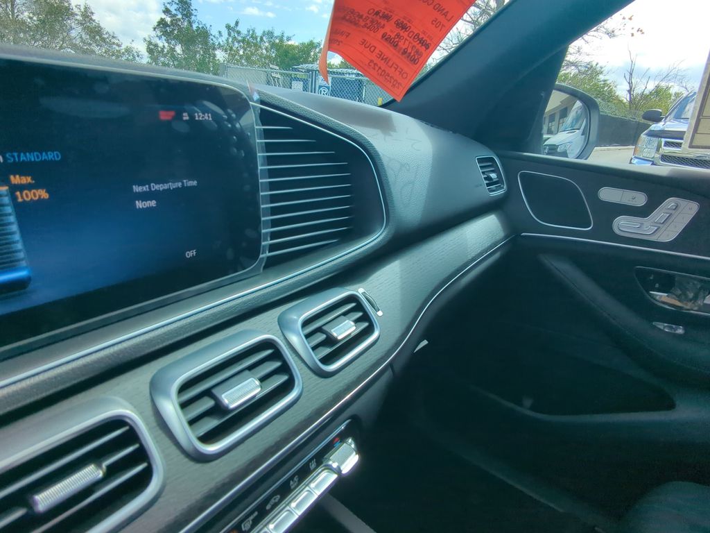 2025 Mercedes Benz GLE 450e 4MATIC photo 4