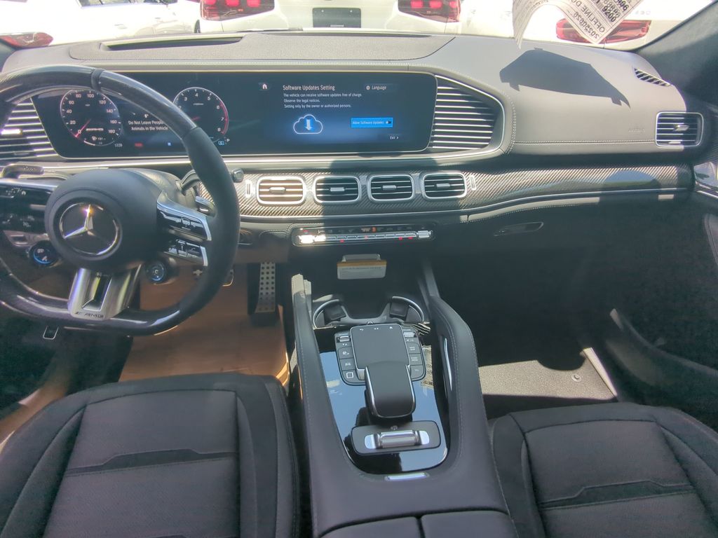 2025 Mercedes Benz GLE 53 AMG photo 2