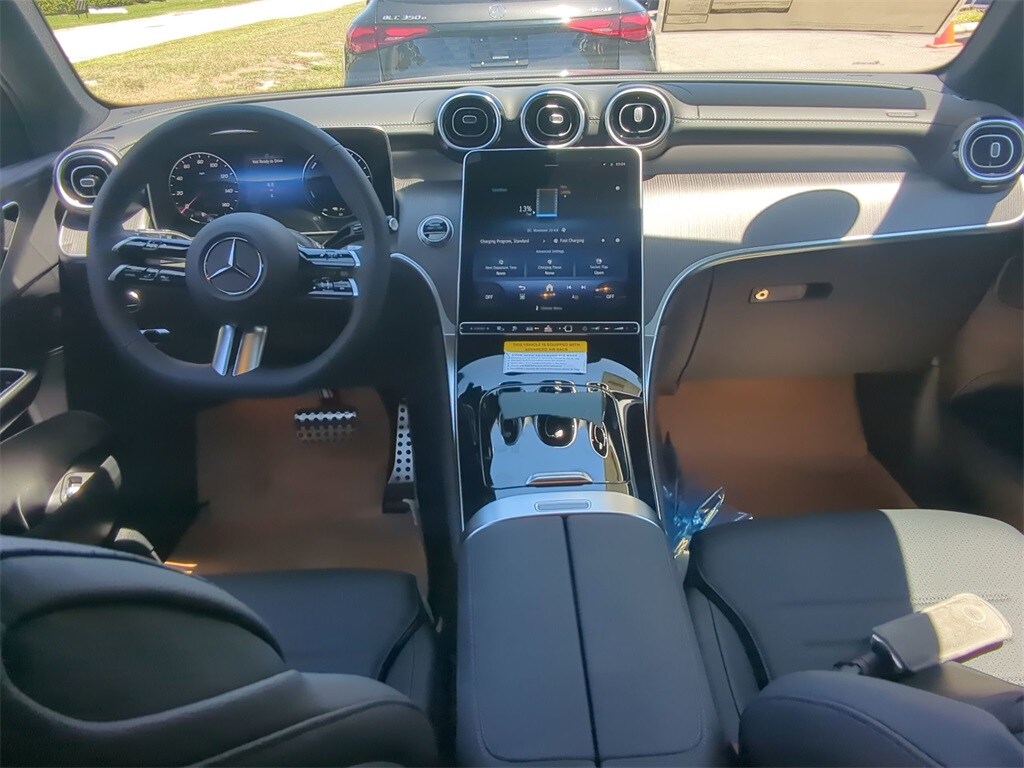 2025 Mercedes Benz GLC 350e 4MATIC photo 2