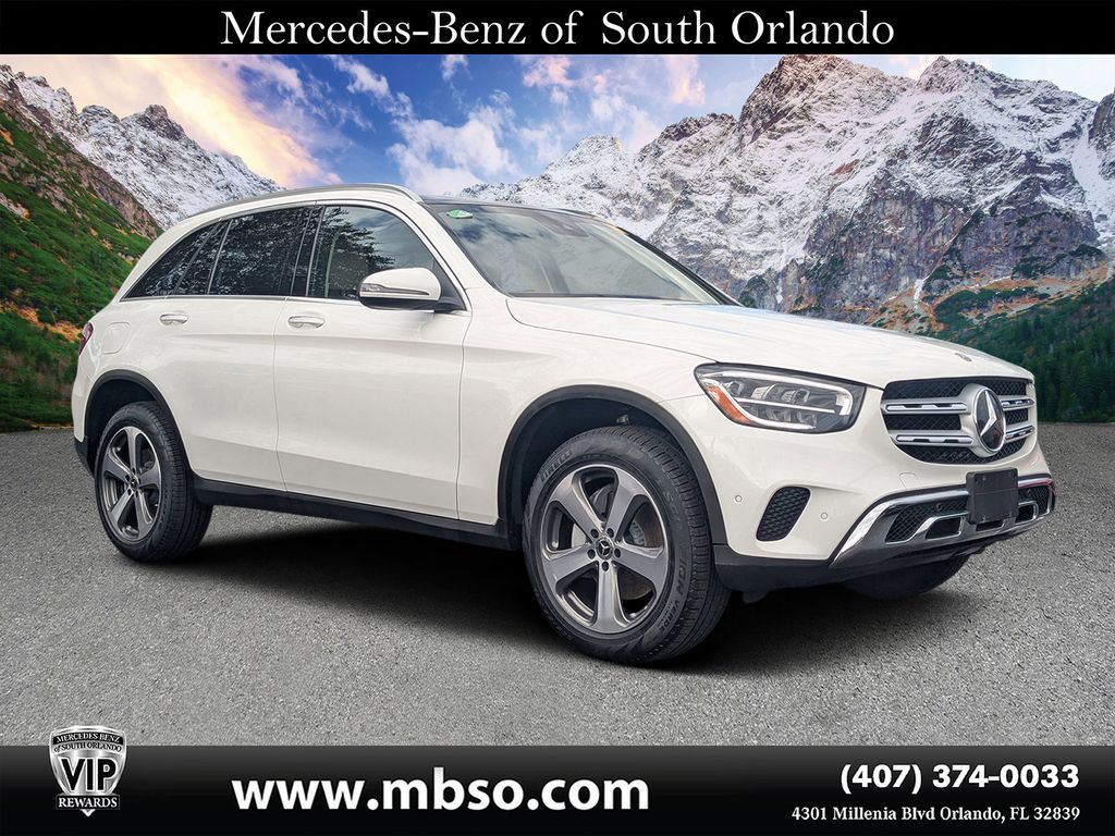 2022 Mercedes-Benz GLC GLC300's photo