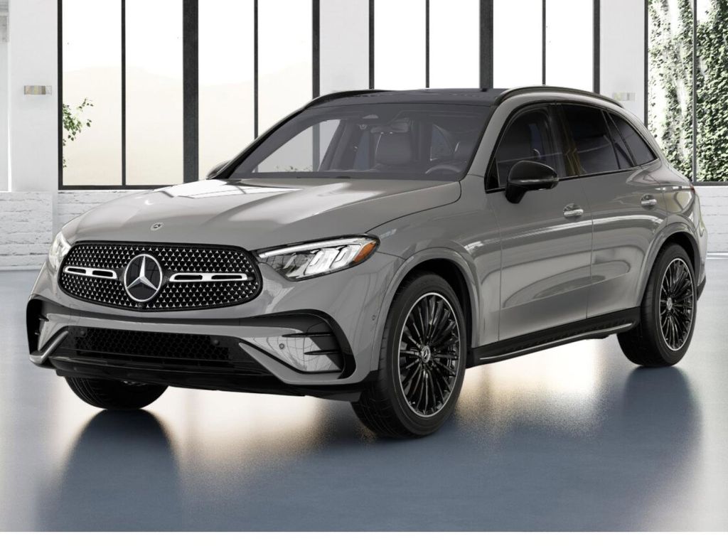 2026 Mercedes-Benz GLC Base's photo