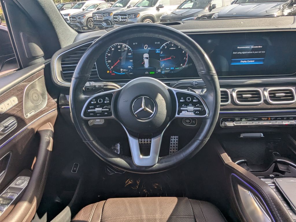 2022 Mercedes Benz GLS 450 4MATIC photo 2