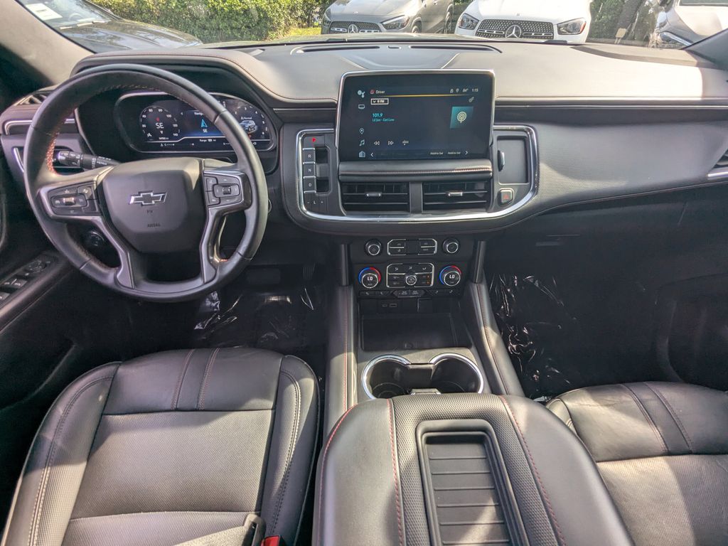 2023 Chevrolet Tahoe RST photo 2