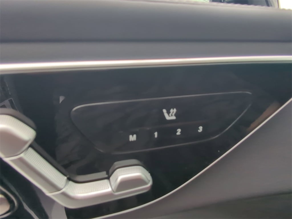 2025 Mercedes-Benz GLC Base - Photo 12