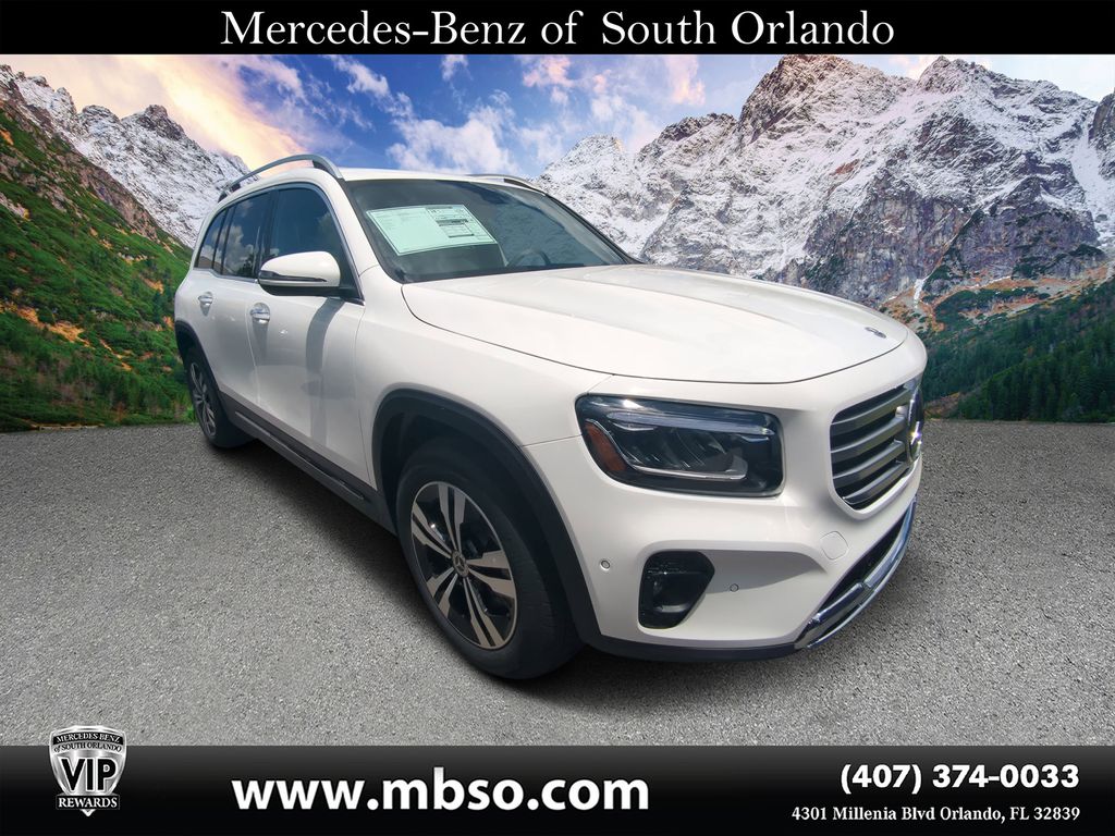 2025 Mercedes-Benz GLB Base's photo