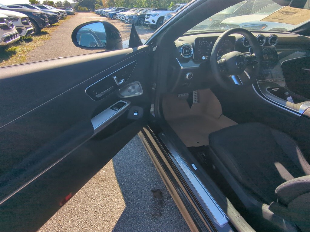 2024 Mercedes Benz CLE 300 photo 3