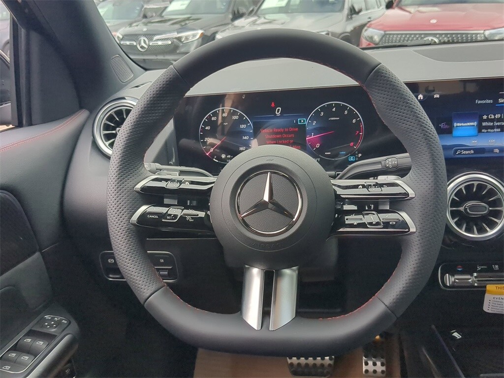 2025 Mercedes Benz GLA 250 photo 3