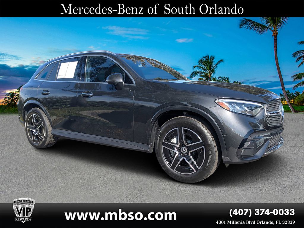 2026 Mercedes-Benz GLC Base's photo