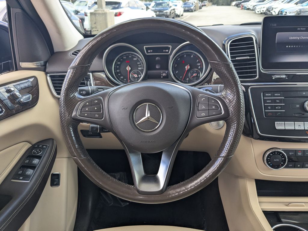 2018 Mercedes Benz GLE 4MATIC photo 3