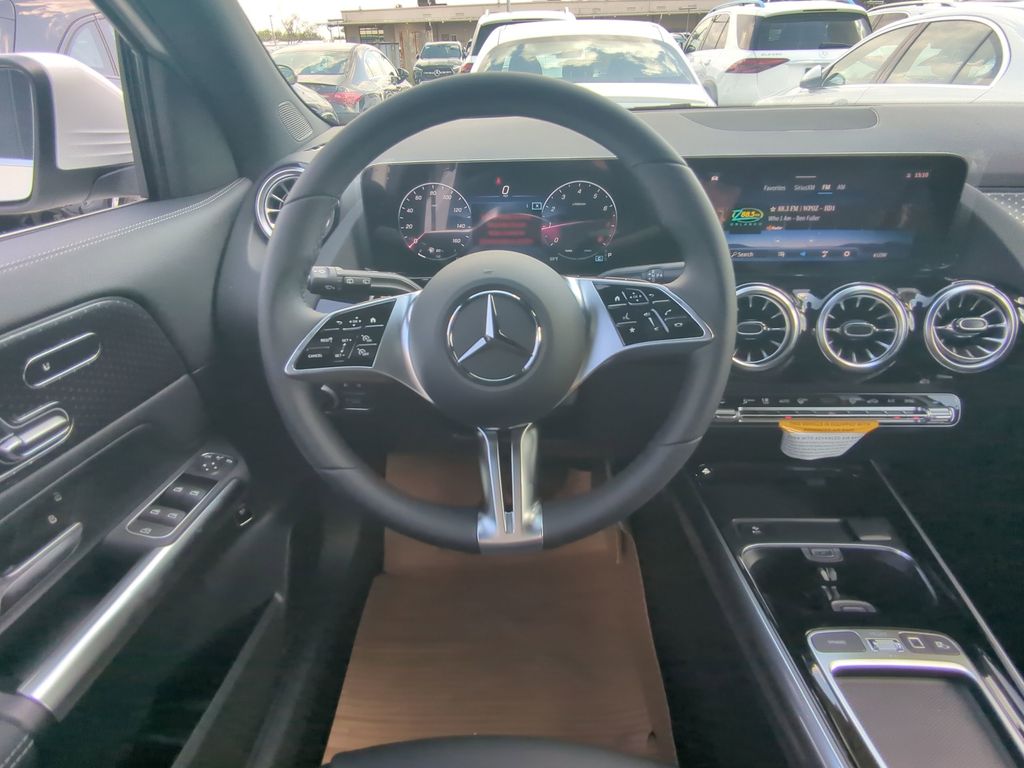 2026 Mercedes Benz GLA 250 photo 3