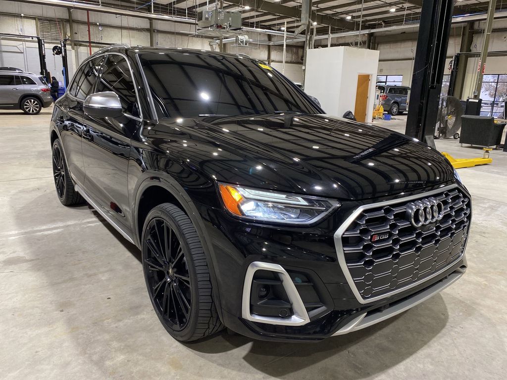 2021 Audi SQ5 Premium Plus's photo