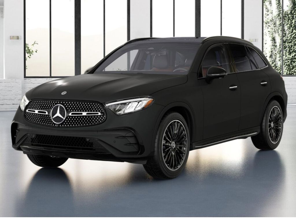 2026 Mercedes-Benz GLC Base's photo
