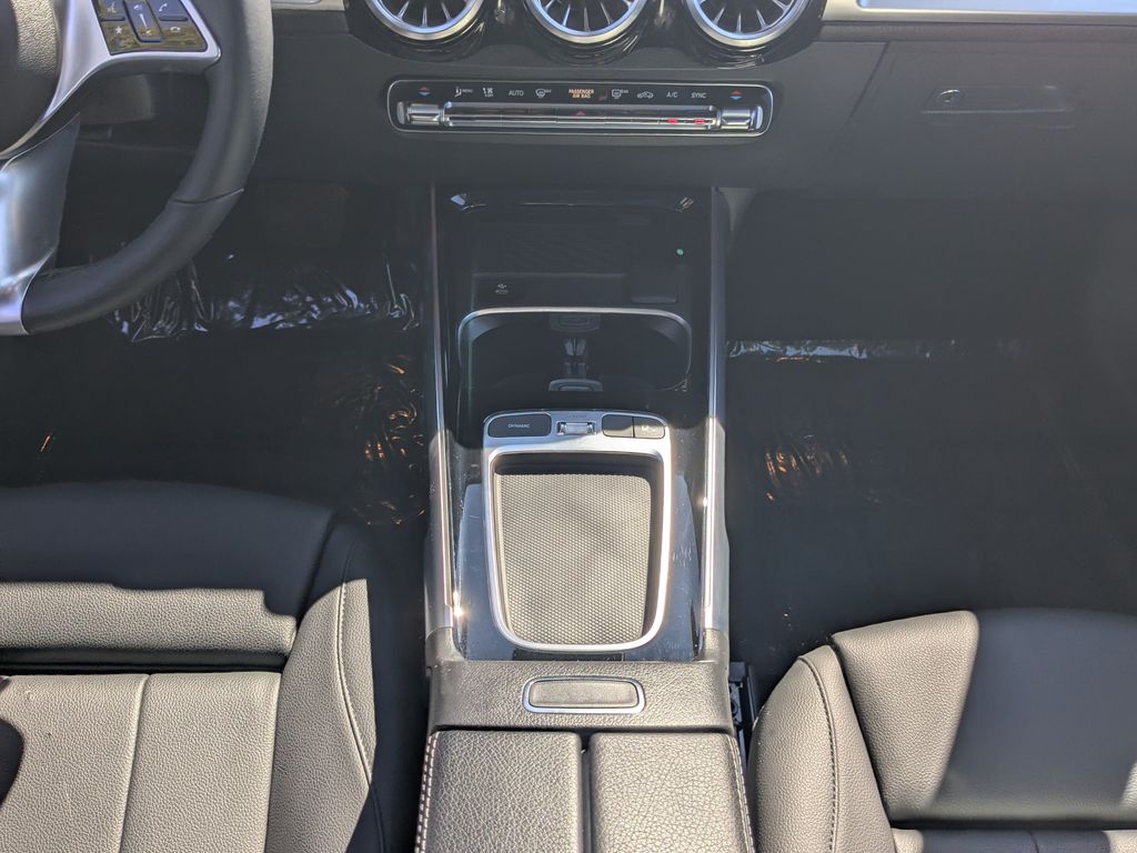 2024 Mercedes-Benz GLB Base - Photo 6