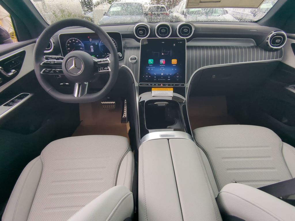 2026 Mercedes Benz GLC 350e 4MATIC photo 2
