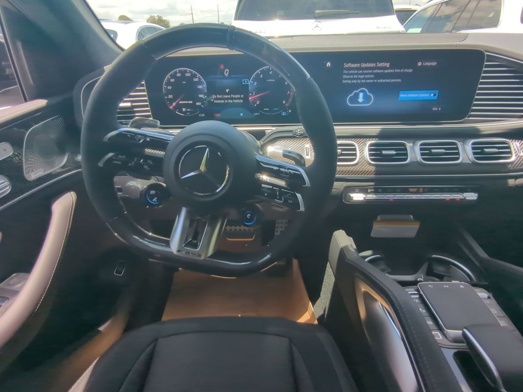 2025 Mercedes Benz GLE 53 AMG photo 3