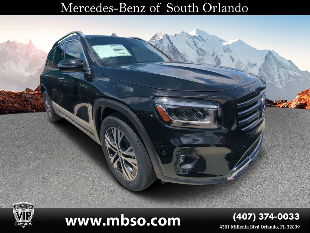 2025 Mercedes-Benz GLB Base's photo