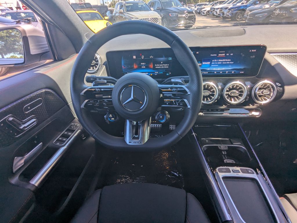 2024 Mercedes-Benz GLA GLA35 AMG - Photo 3
