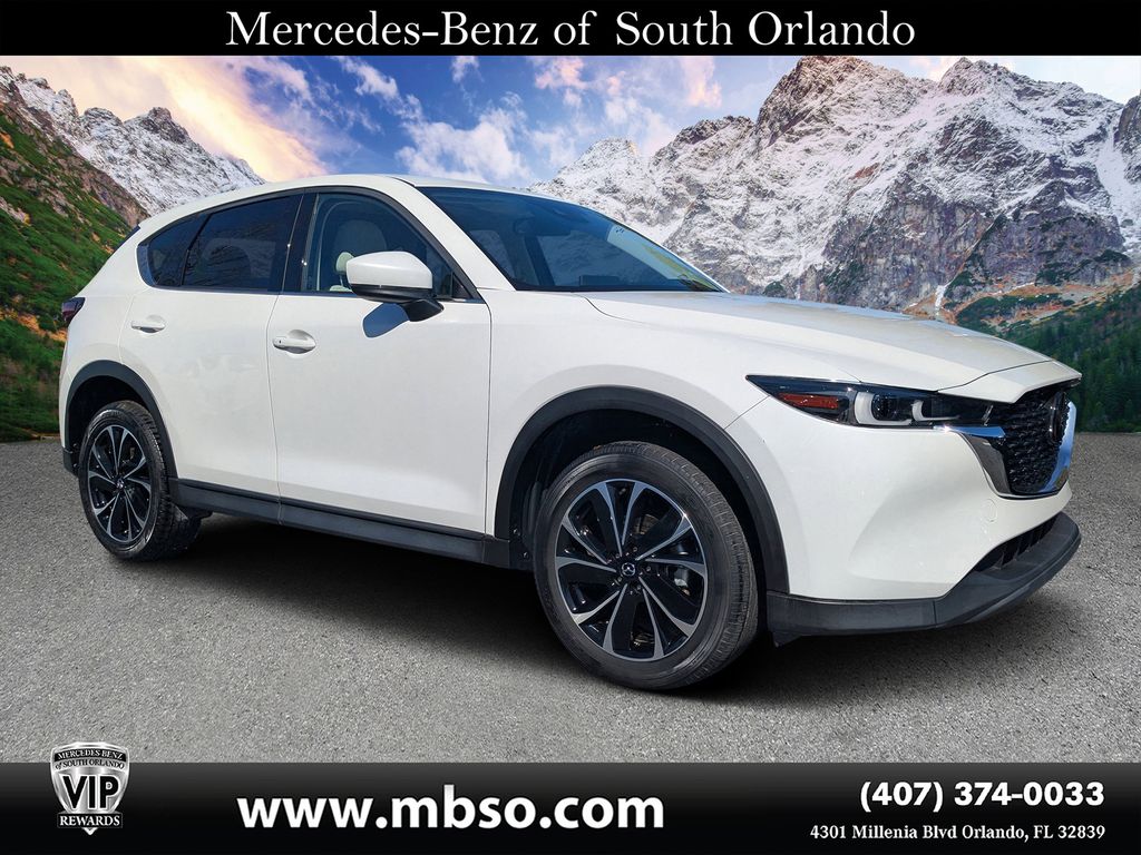 2023 Mazda CX-5 S Premium package