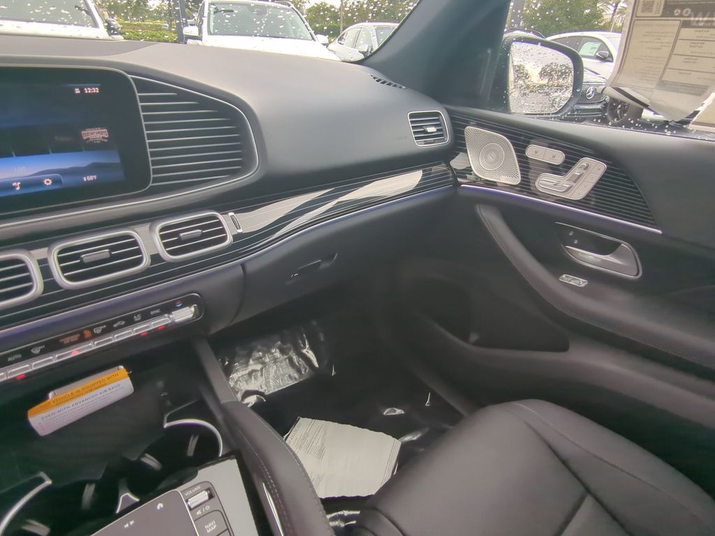 2026 Mercedes Benz GLE 350 4MATIC photo 4