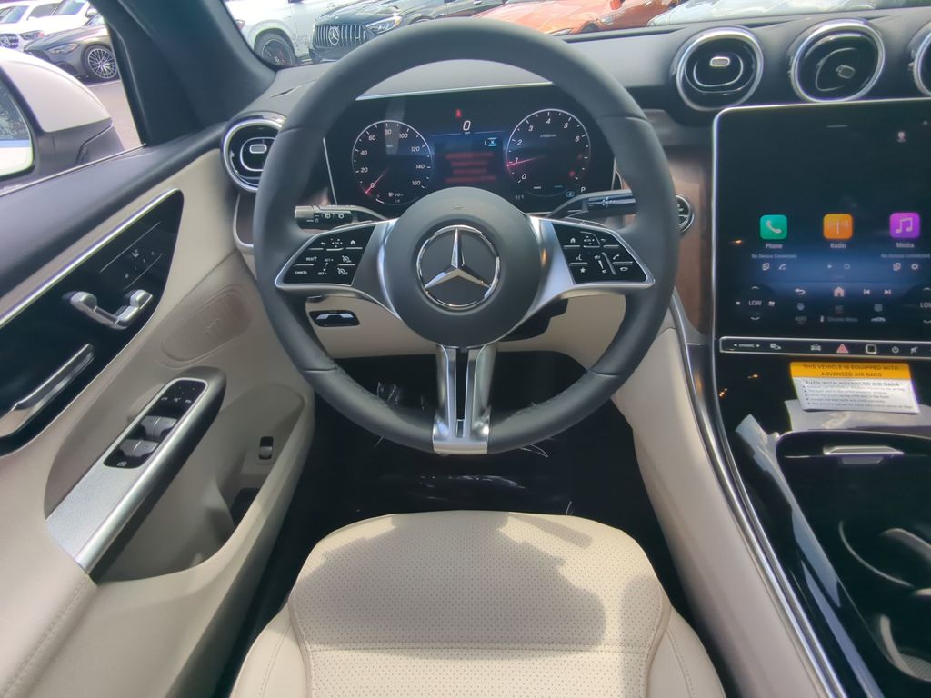2026 Mercedes Benz GLC 300 photo 3