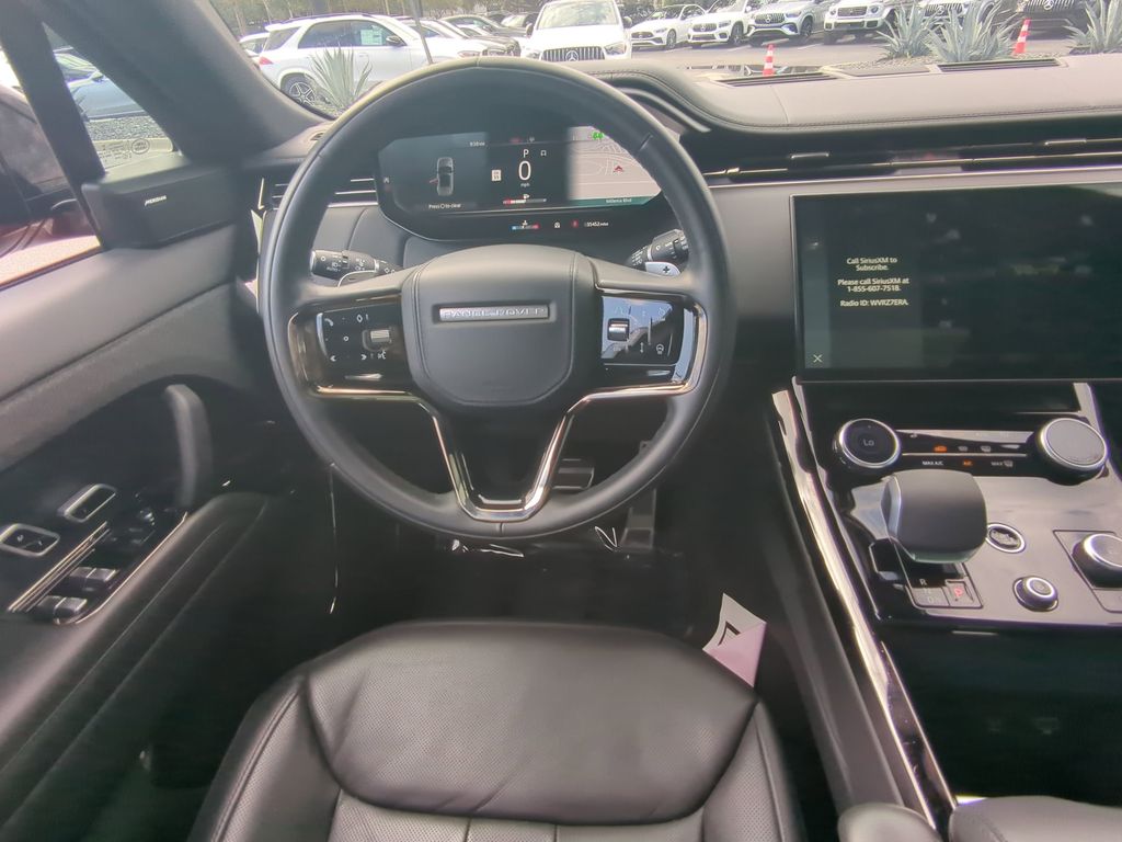 2023 Land Rover Range Rover Sport SE photo 2