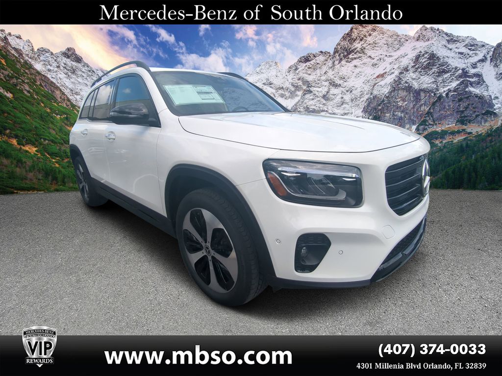 2025 Mercedes-Benz GLB Base's photo