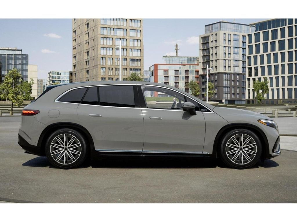 Used 2023 Mercedes-Benz EQS SUV Base with VIN 4JGDM4EB1PA015789 for sale in Orlando, FL