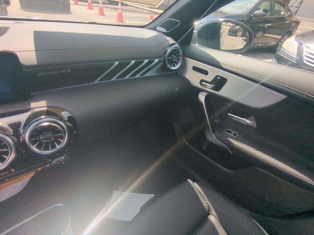 2025 Mercedes Benz CLA AMG 35 4MATIC photo 4