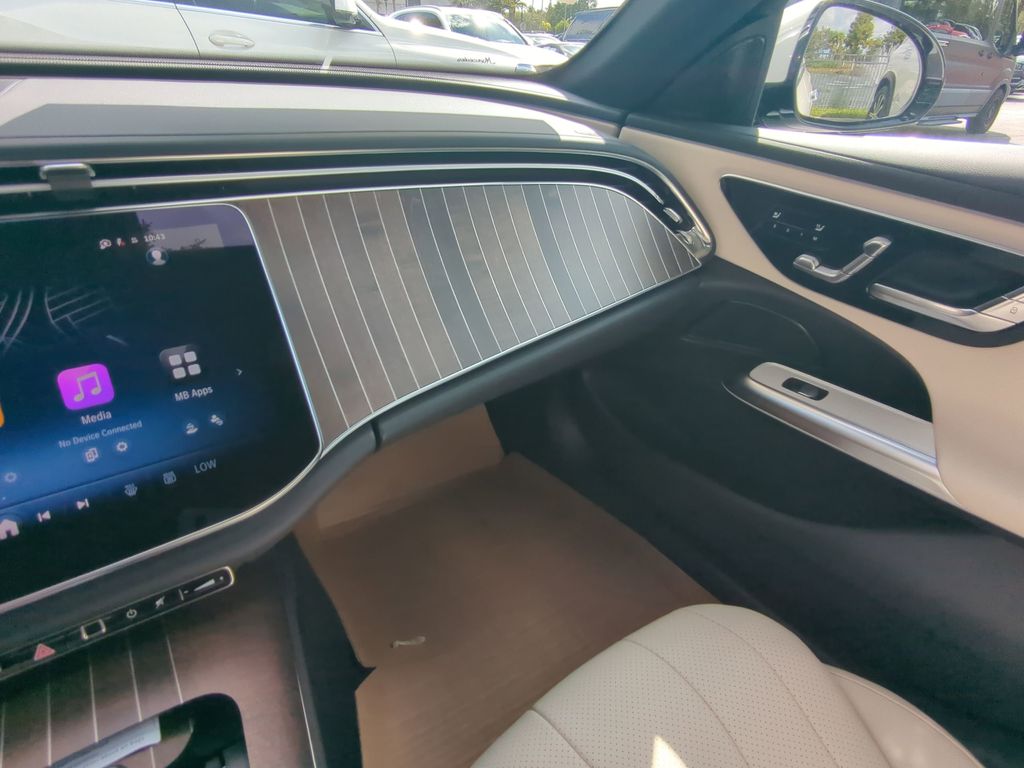 2026 Mercedes Benz E 350 photo 4