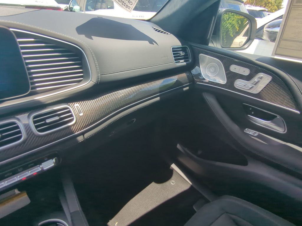 2025 Mercedes Benz GLE 53 AMG photo 4