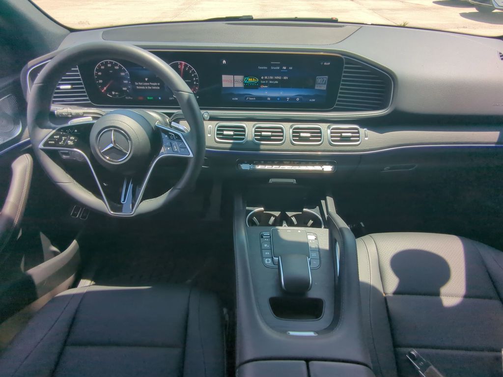 2025 Mercedes Benz GLE 450e 4MATIC photo 2
