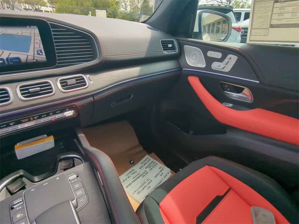 2025 Mercedes Benz GLE 53 AMG photo 4