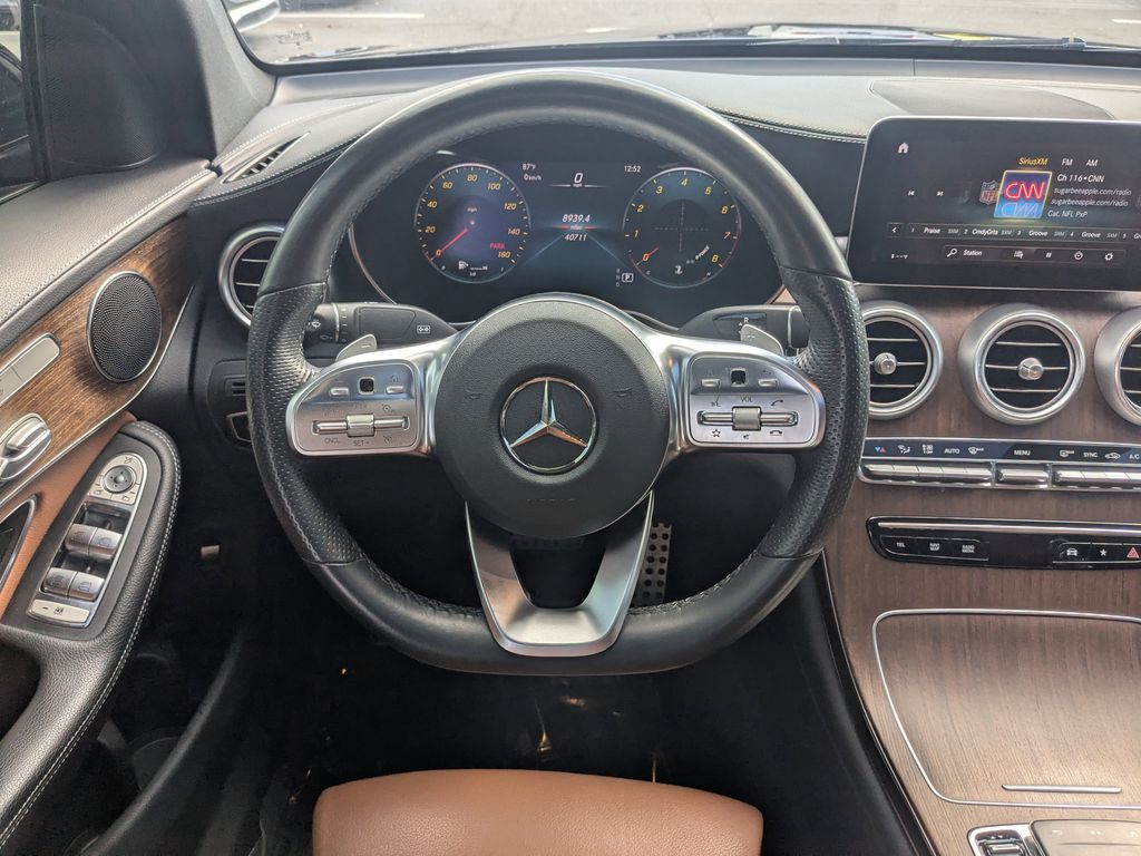 2022 Mercedes Benz GLC 300 4MATIC photo 3