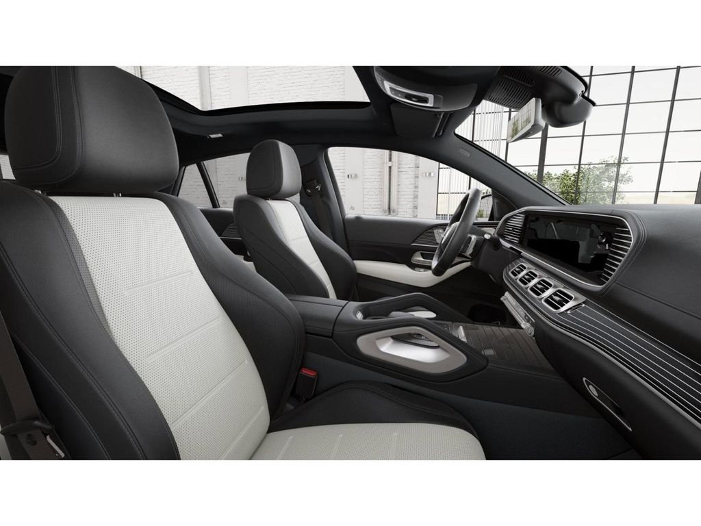2026 Mercedes Benz GLE 450 4MATIC photo 3