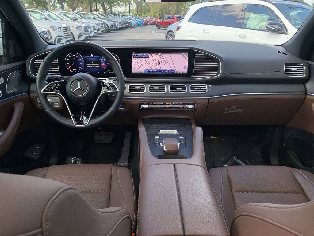 2024 Mercedes Benz GLE 4MATIC photo 2