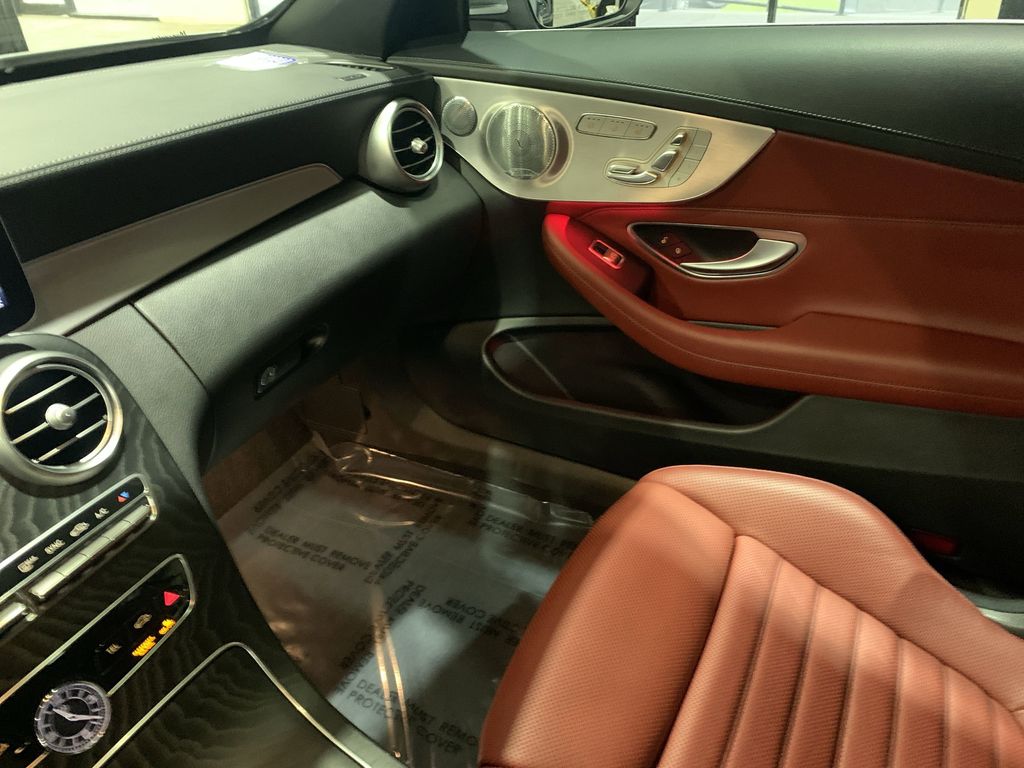 2022 Mercedes Benz C 300 4MATIC photo 3