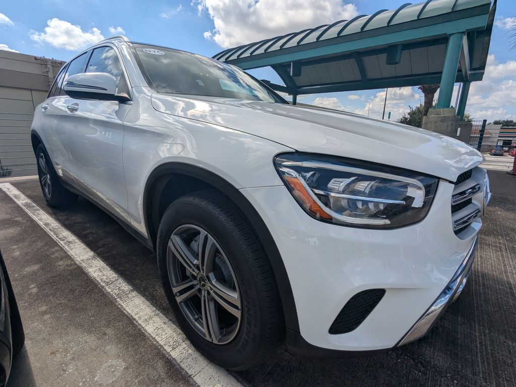 2020 Mercedes-Benz GLC GLC300