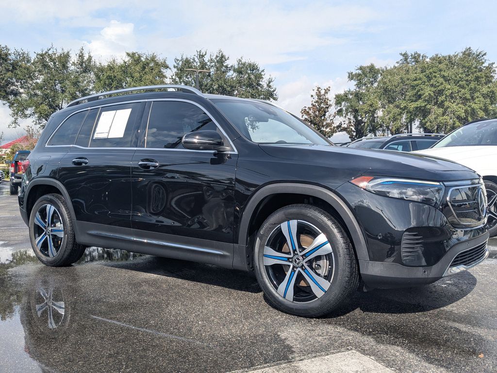 2023 Mercedes-Benz EQB Base's photo