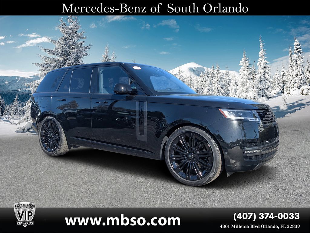 2024 Land Rover Range Rover SE's photo