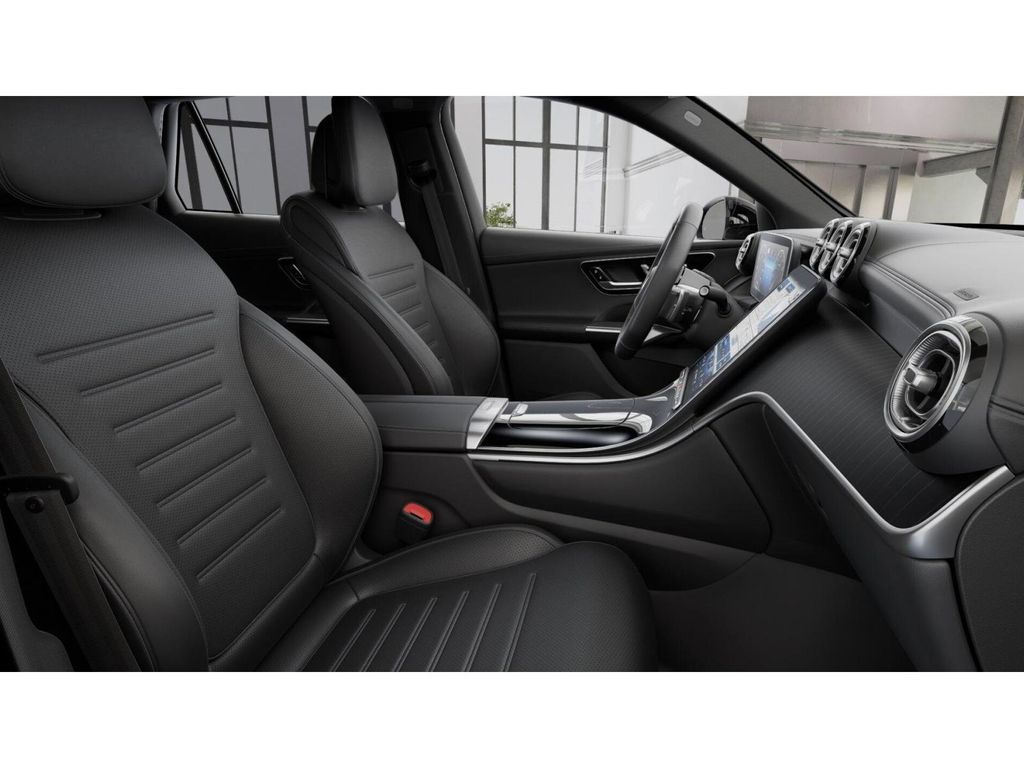 2026 Mercedes Benz GLC 300 4MATIC photo 4
