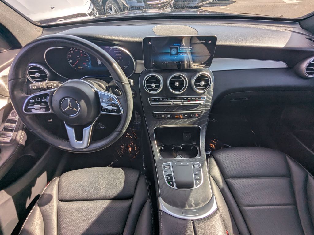 2021 Mercedes Benz GLC 300 photo 2