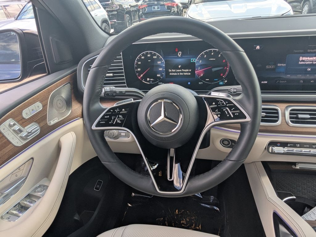 Certified 2025 Mercedes-Benz GLE 4MATIC SUV